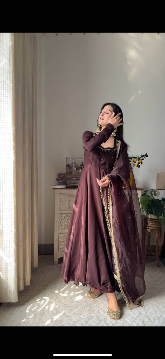 Brown_e_Noor Anarkali
