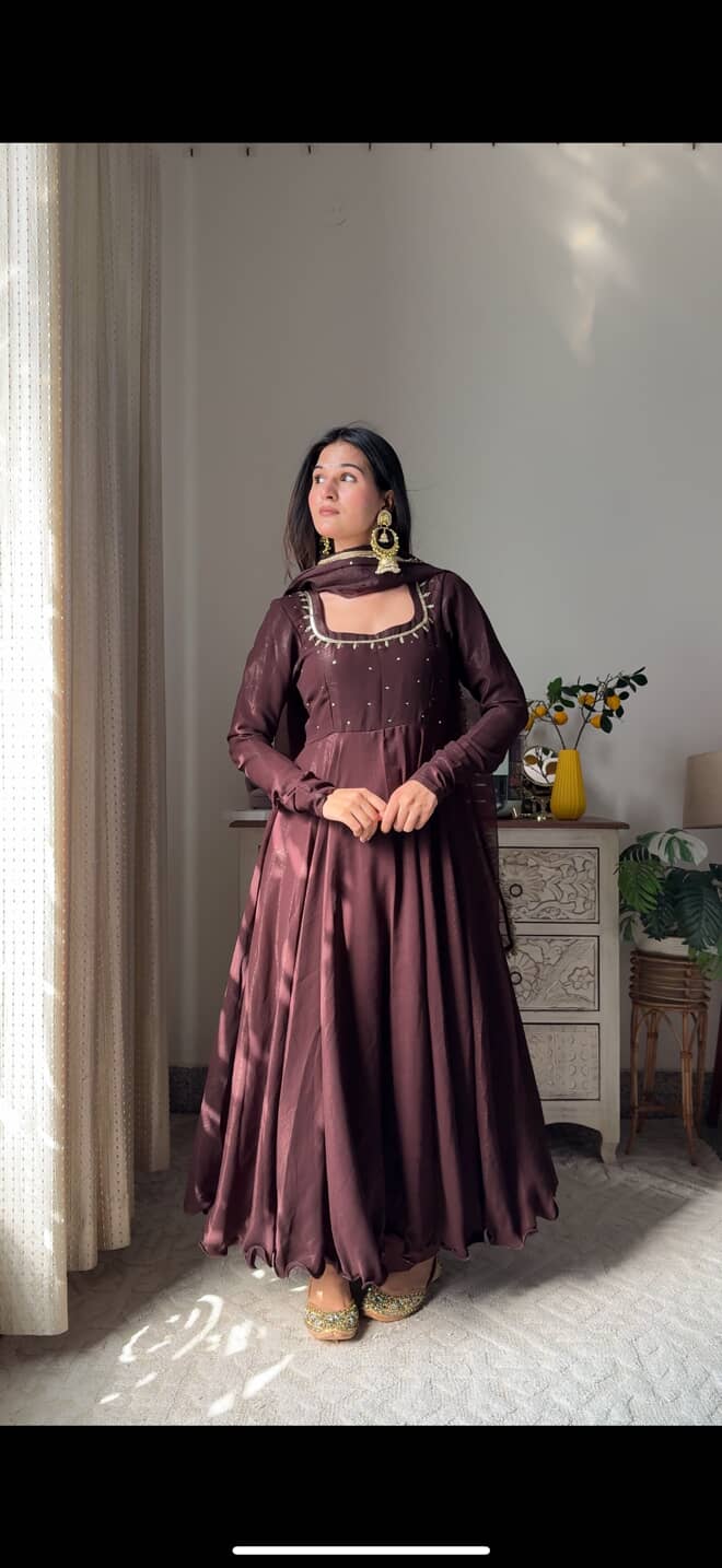 Brown_e_Noor Anarkali