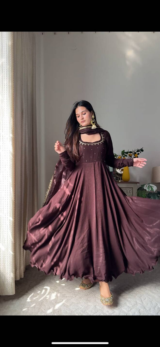 Brown_e_Noor Anarkali
